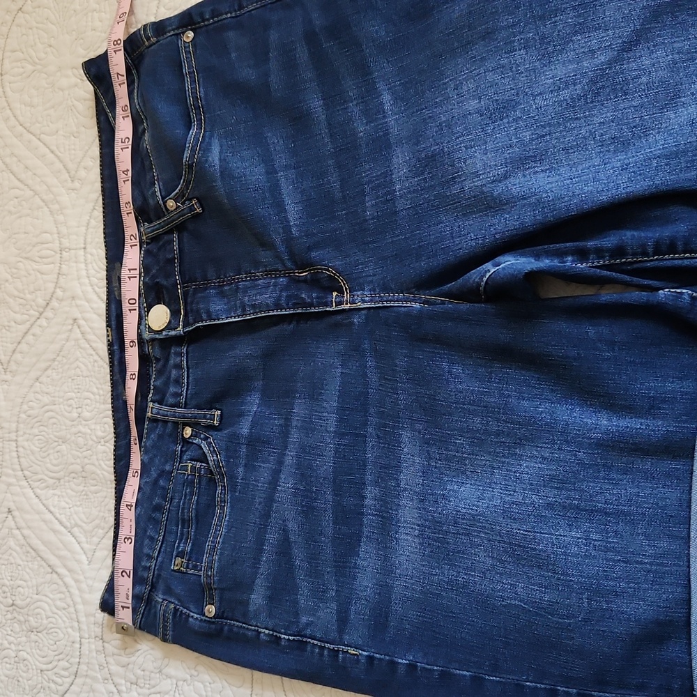 Seven7 Women's Bermuda Denim Shorts Size 16 Preowned - Picture 8 of 8
